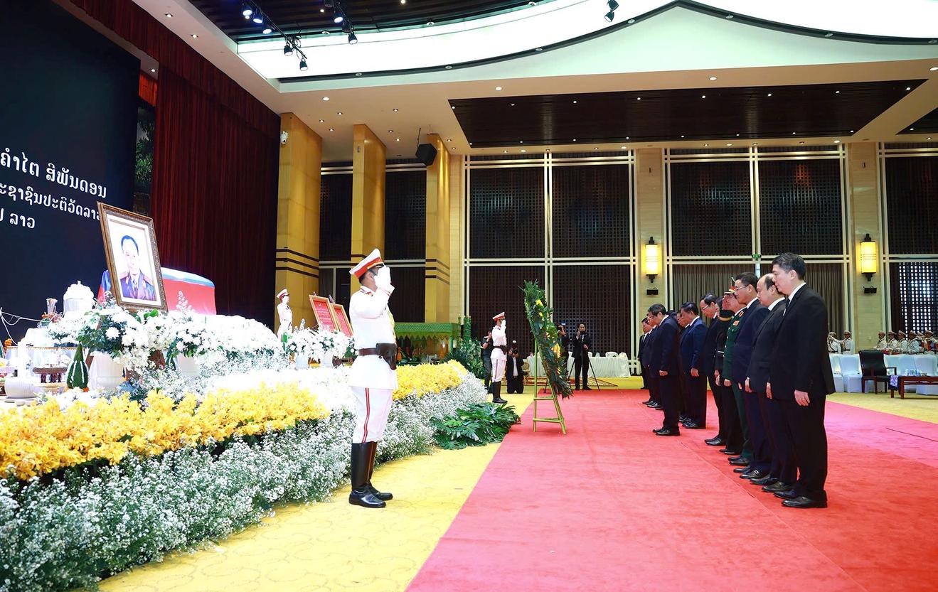 Lời chia buồn và tưởng nhớ